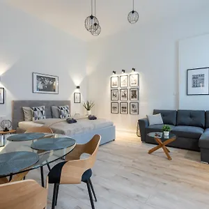 Holidays Operart Apartment Budapest