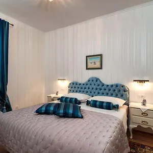 https://apartments-tonis.splithotels.org