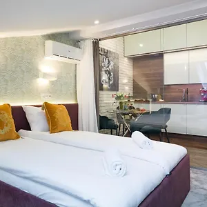 Deluxe In Cracow - Old Town & Cracow Kazimierz Krakow